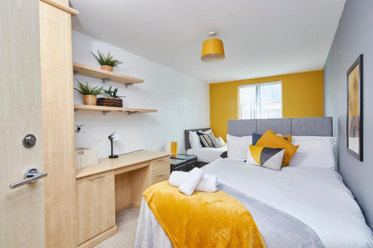 Stylish Manchester Gem - Sleeps 10! 外观 照片